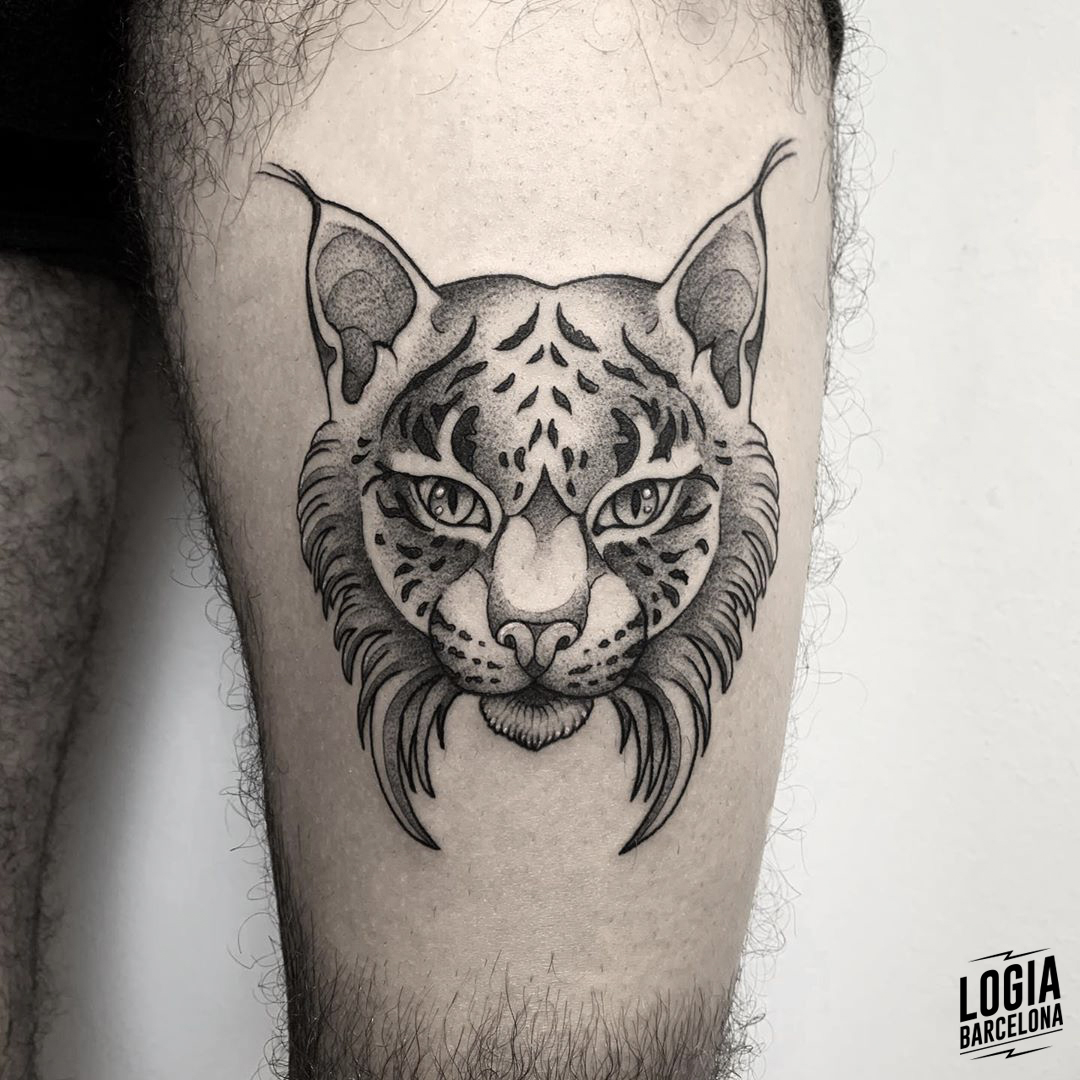 tatuaje_pierna_gato_victor_dalmau_logiabarcelona       